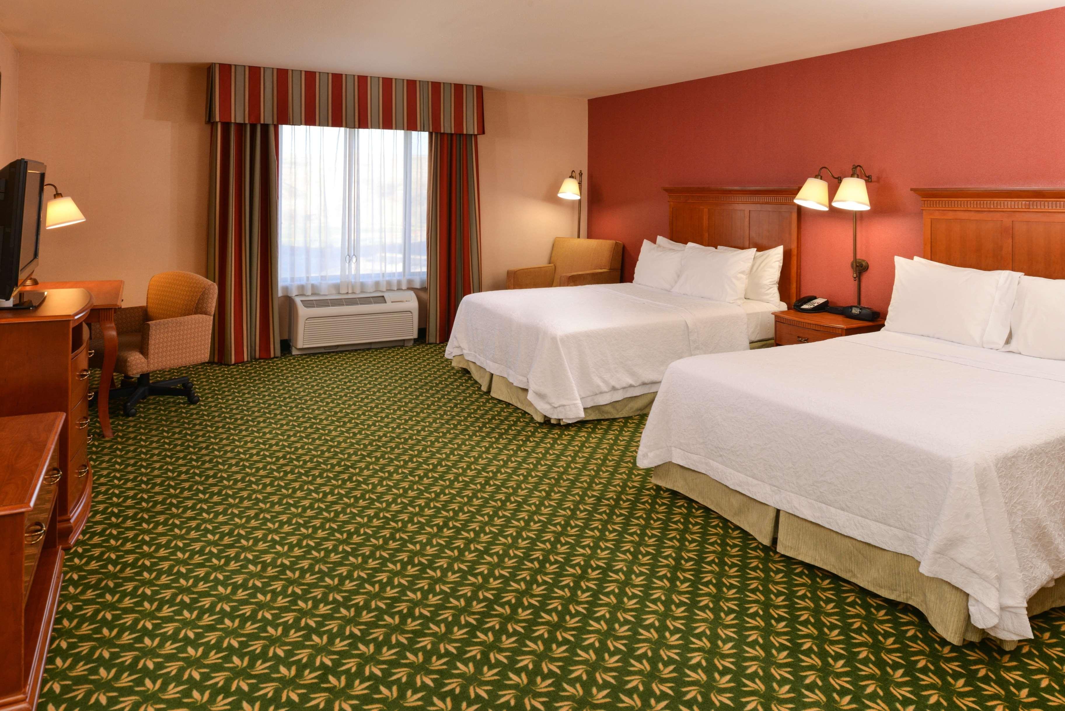 Newly Renovated-Hampton Inn & Suites Casper Exterior photo