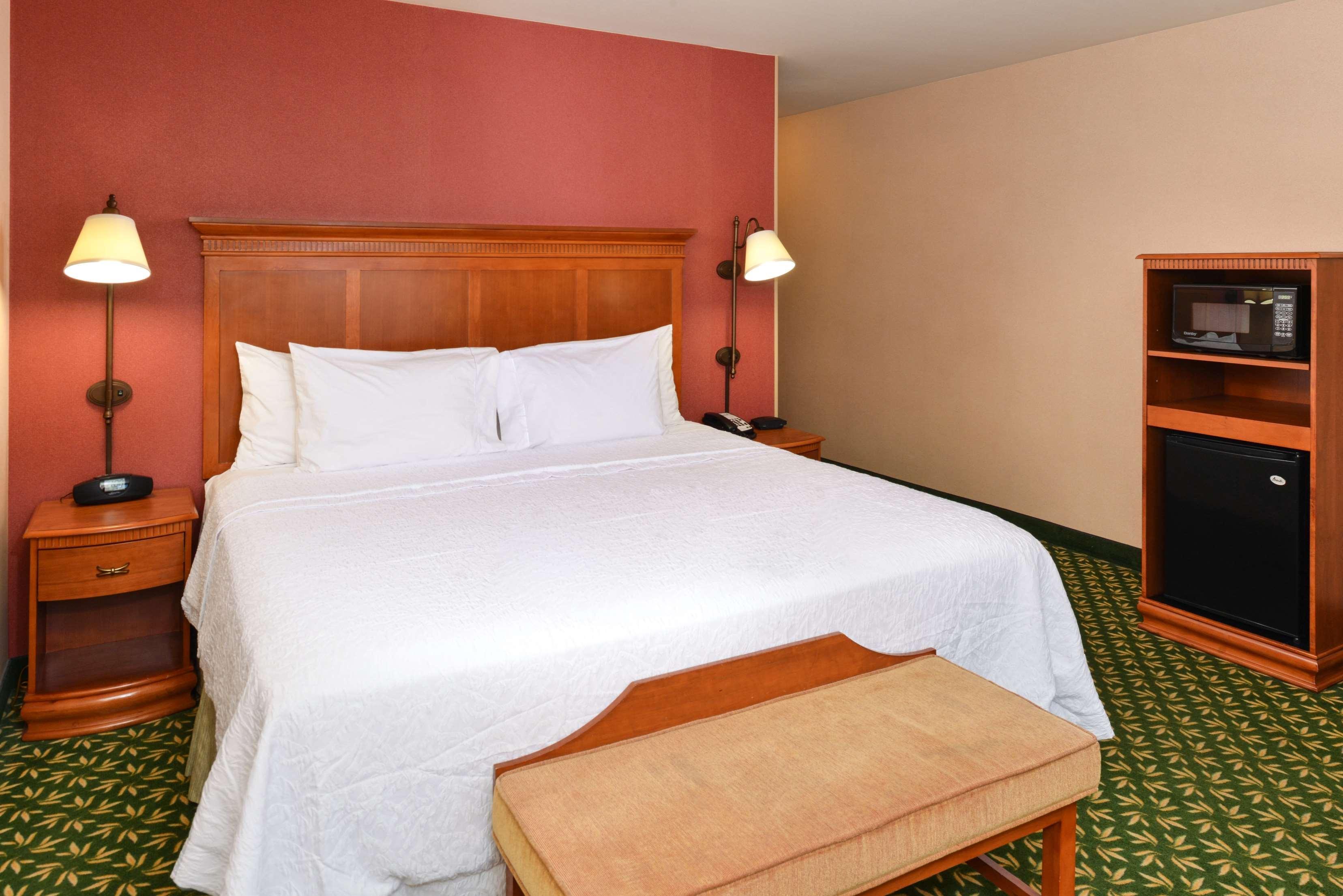 Newly Renovated-Hampton Inn & Suites Casper Exterior photo