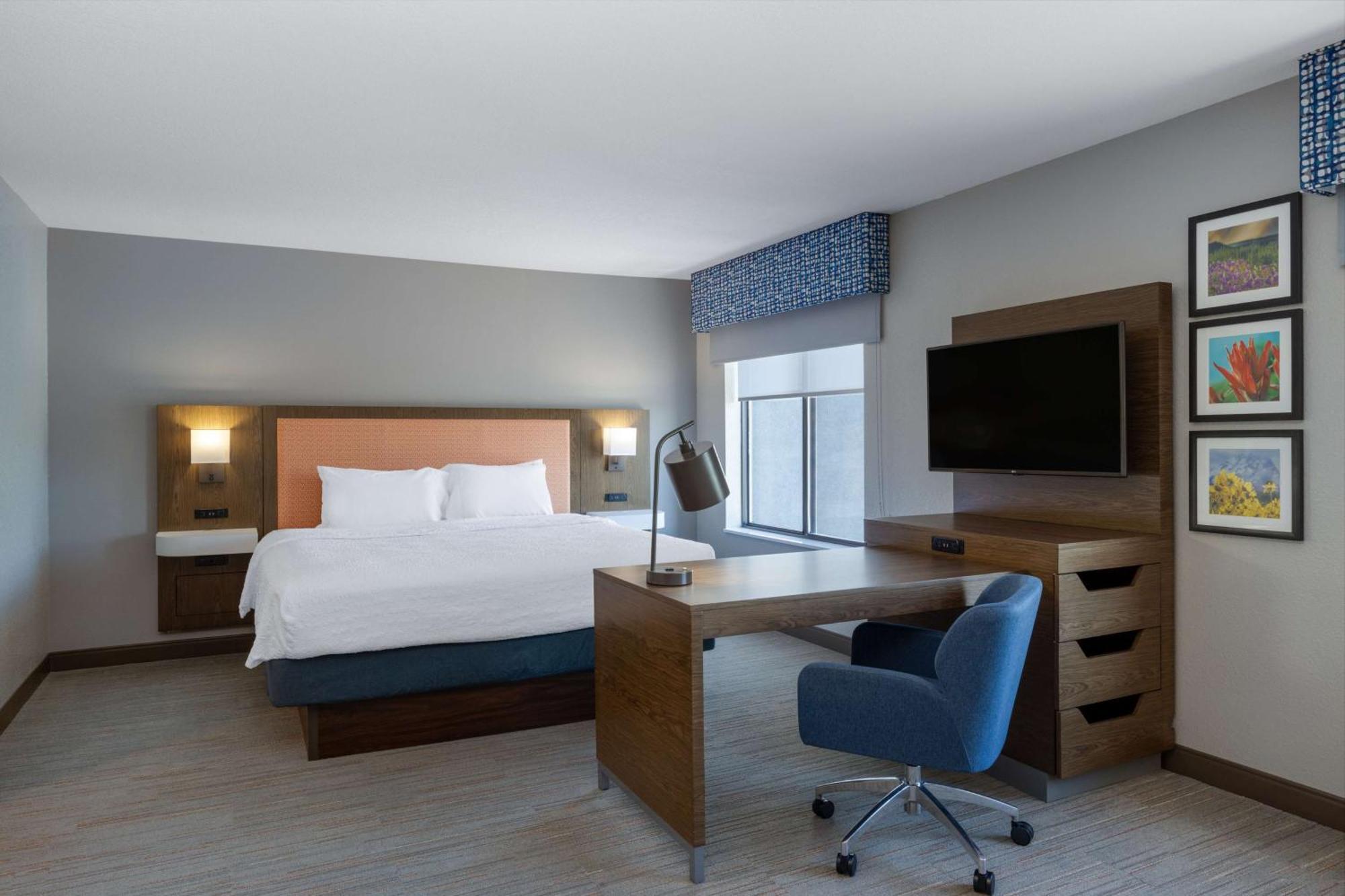 Newly Renovated-Hampton Inn & Suites Casper Exterior photo