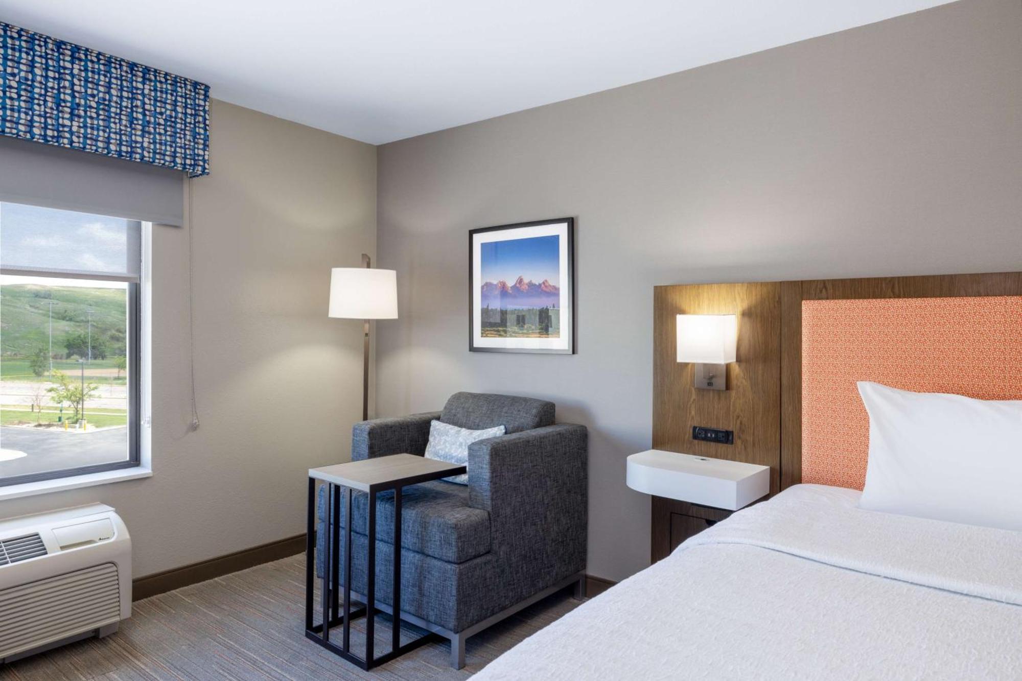 Newly Renovated-Hampton Inn & Suites Casper Exterior photo
